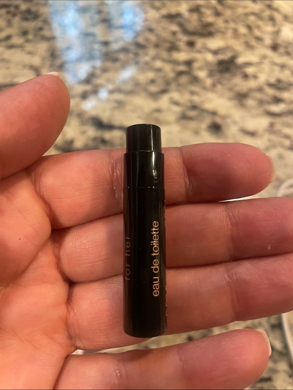 Narciso Rodriguez new sampler spray fir her - Picture 3 of 5